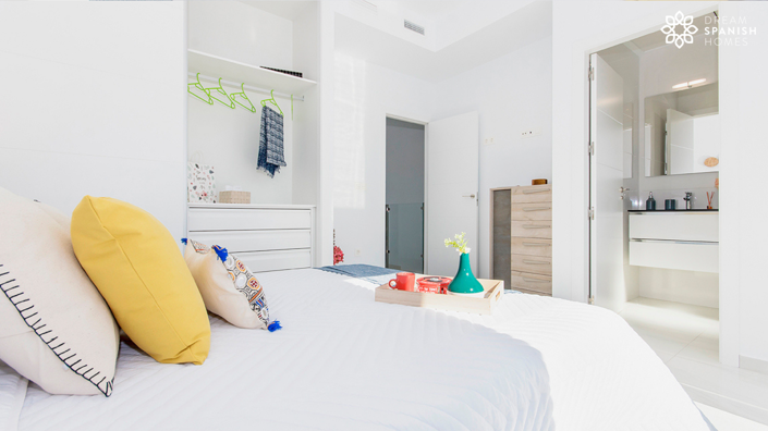 Image No.28-3 Bed House for sale