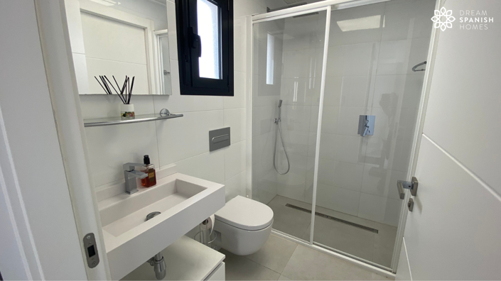 Image No.17-3 Bed Villa for sale