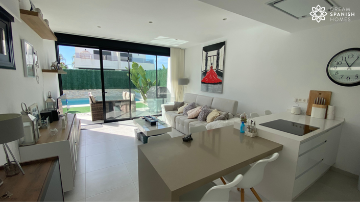 Image No.4-3 Bed Villa for sale