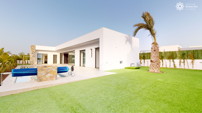 Image No.1-3 Bed House for sale