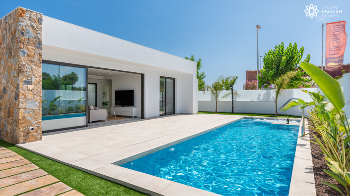 Image No.11-3 Bed House for sale