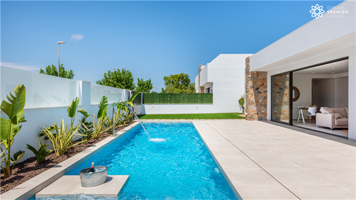 Image No.12-3 Bed House for sale