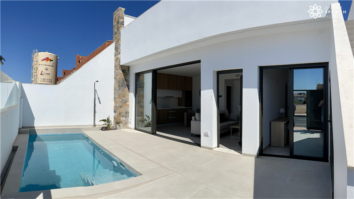 Image No.16-3 Bed House for sale