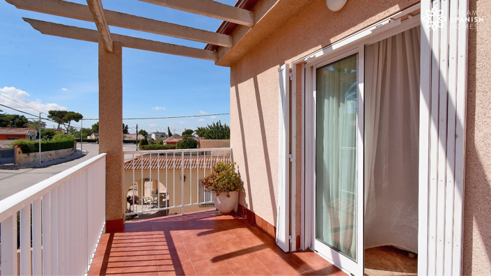 Image No.22-3 Bed House for sale