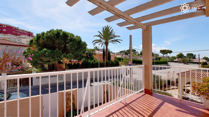 Image No.23-3 Bed House for sale