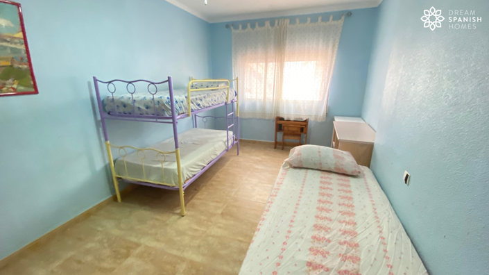 Image No.20-3 Bed House for sale