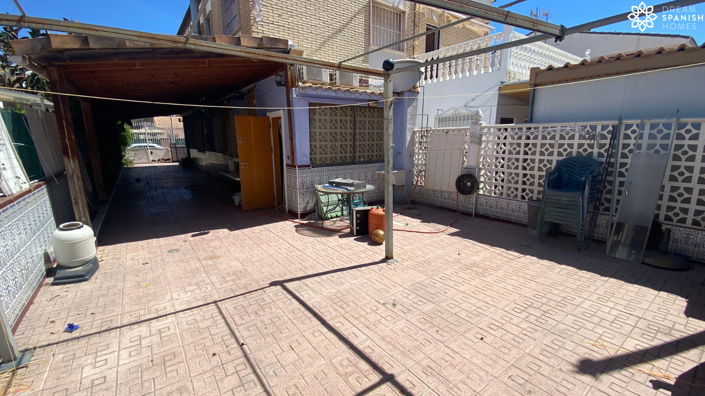 Image No.24-3 Bed House for sale