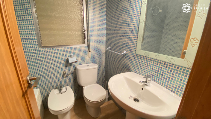 Image No.7-3 Bed House for sale