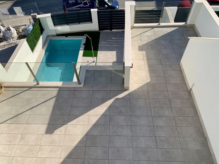 Image No.21-3 Bed House for sale