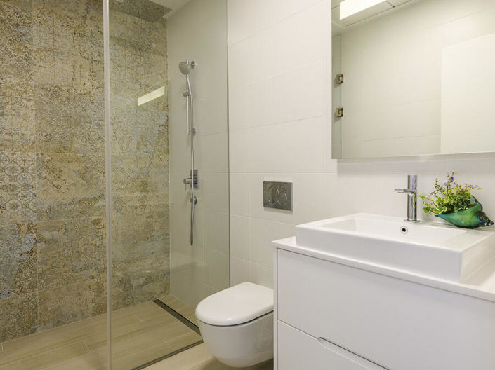 Image No.14-3 Bed Apartment for sale