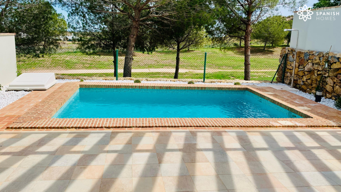 Image No.18-2 Bed Bungalow for sale