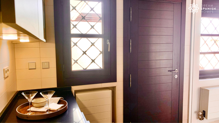 Image No.9-2 Bed Bungalow for sale