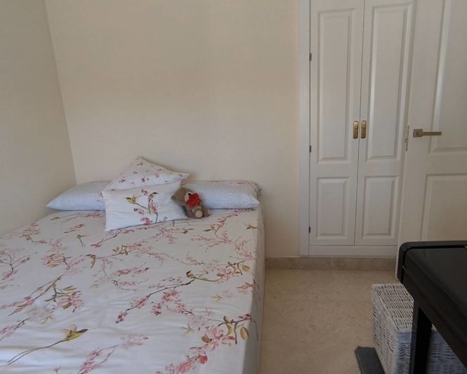 Image No.9-3 Bed Apartment for sale