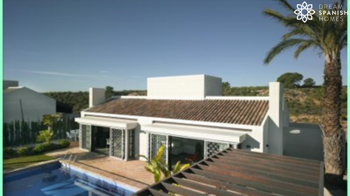 Image No.4-2 Bed House for sale