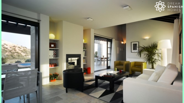 Image No.9-2 Bed House for sale