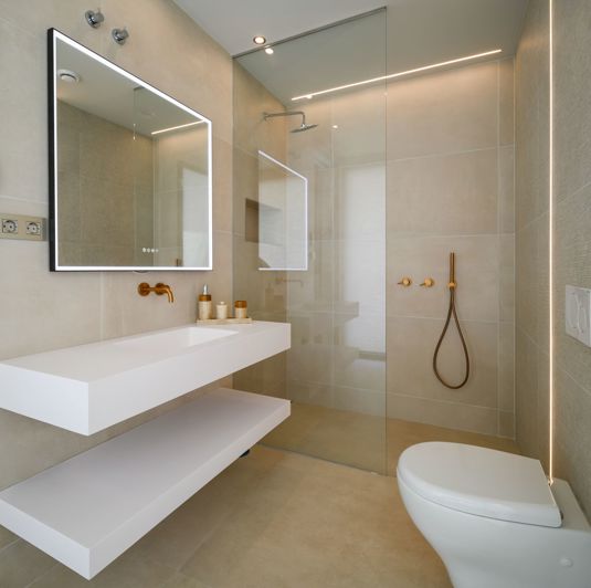 Image No.6-7 Bed House for sale