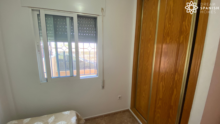 Image No.12-3 Bed Apartment for sale