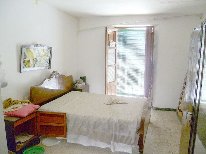 Image No.9-4 Bed Village House for sale