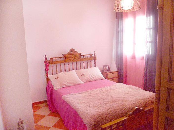 Image No.19-4 Bed Townhouse for sale