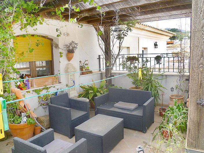 Image No.25-4 Bed Townhouse for sale