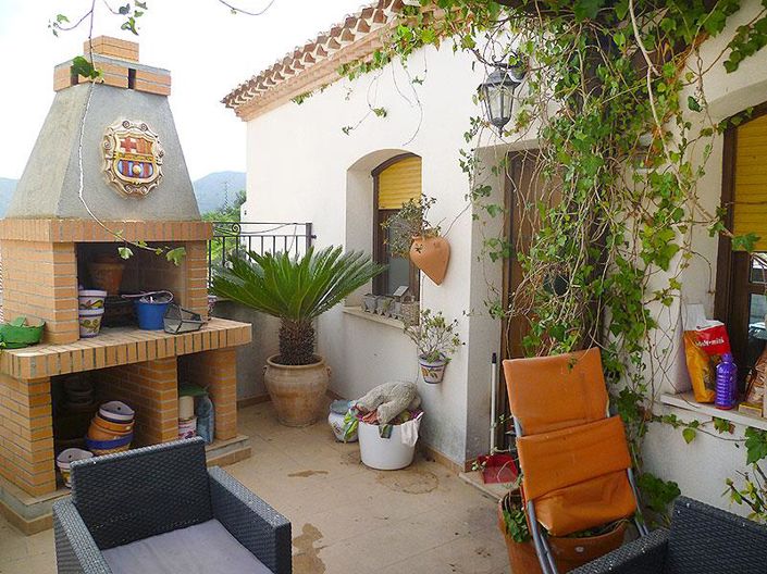 Image No.27-4 Bed Townhouse for sale