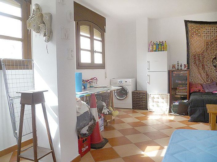 Image No.29-4 Bed Townhouse for sale