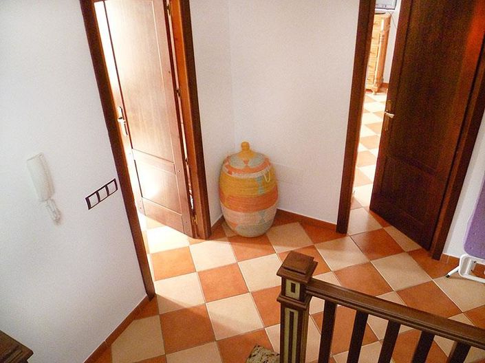 Image No.34-4 Bed Townhouse for sale