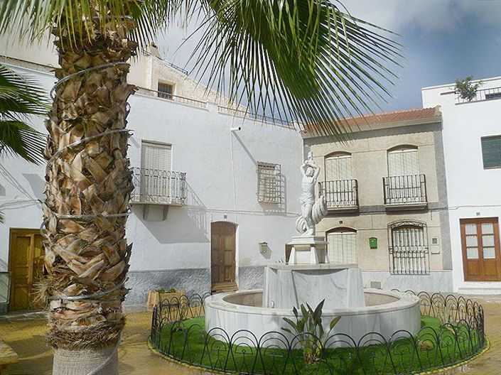 Image No.36-4 Bed Townhouse for sale