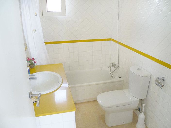 Image No.34-3 Bed Duplex for sale