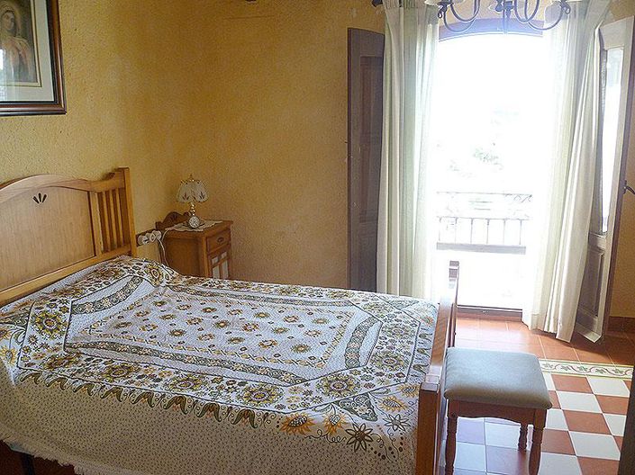 Image No.17-3 Bed Village House for sale