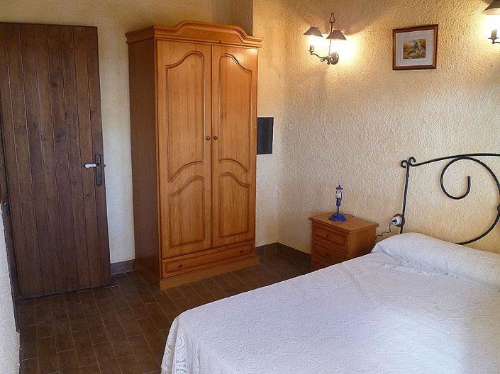 Image No.29-3 Bed Village House for sale