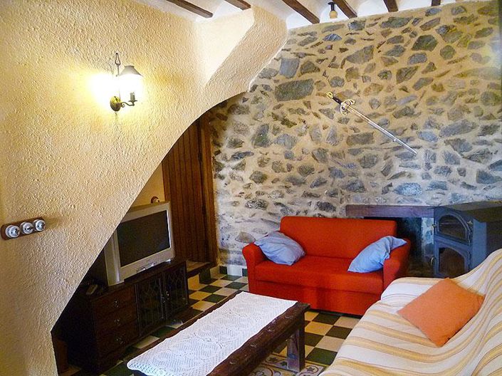 Image No.7-3 Bed Village House for sale