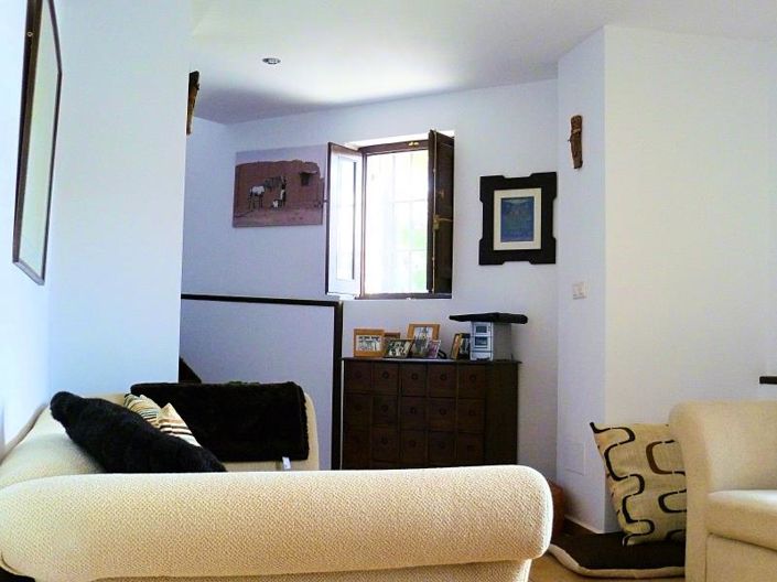 Image No.11-2 Bed Townhouse for sale