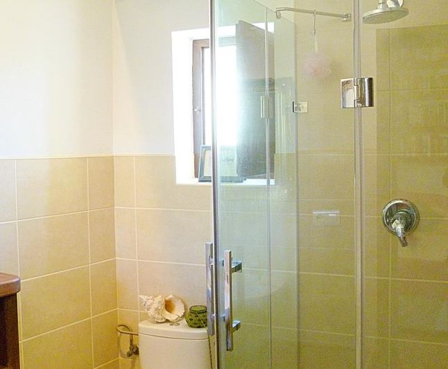 Image No.27-2 Bed Townhouse for sale