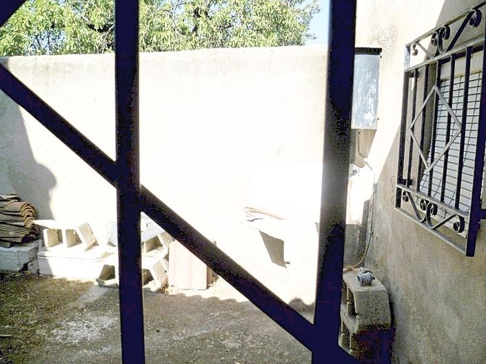 Image No.26-6 Bed Townhouse for sale