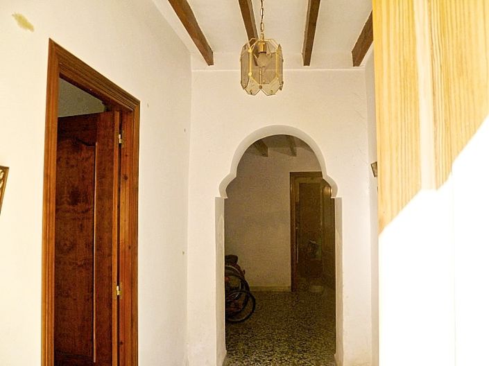 Image No.7-6 Bed Townhouse for sale