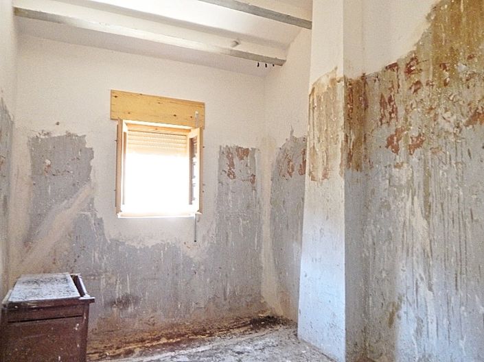 Image No.7-3 Bed Country House for sale