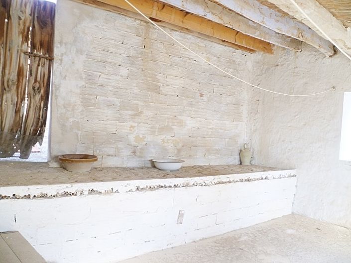 Image No.19-8 Bed Townhouse for sale