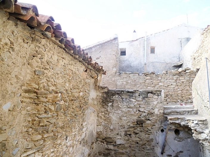 Image No.34-8 Bed Townhouse for sale