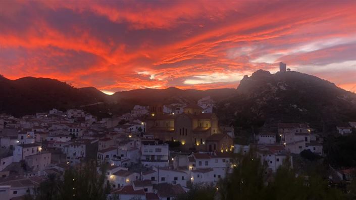 Image No.7-2 Bed Townhouse for sale