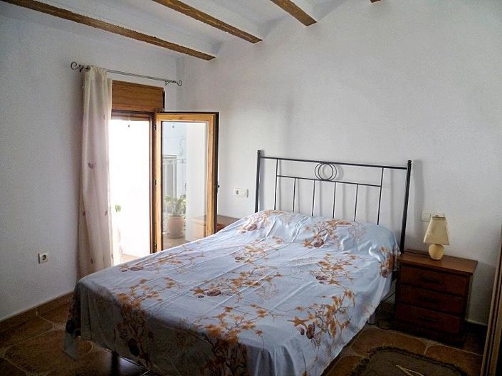 Image No.9-3 Bed Townhouse for sale