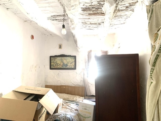 Image No.10-4 Bed Country House for sale