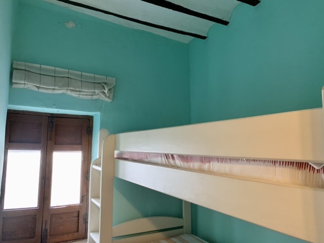 Image No.27-5 Bed Townhouse for sale