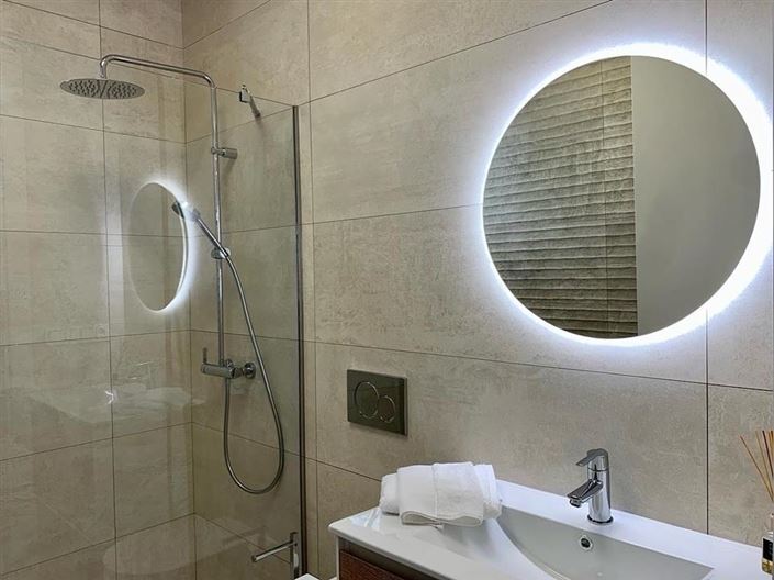 Image No.28-3 Bed Villa for sale