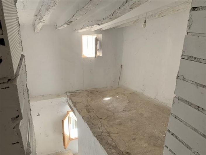 Image No.26-3 Bed Townhouse for sale