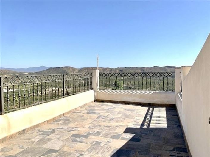 Image No.6-Villa de 5 chambres à vendre à Lucainena de las Torres