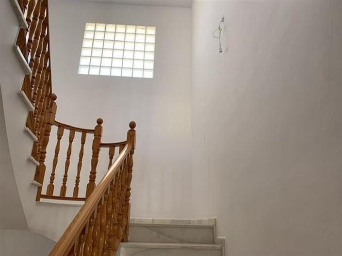 Image No.14-5 Bed Villa for sale