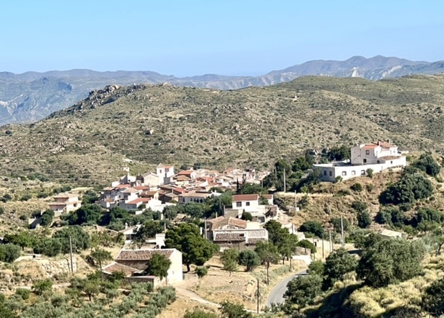 Image No.4-3 Bed Townhouse for sale