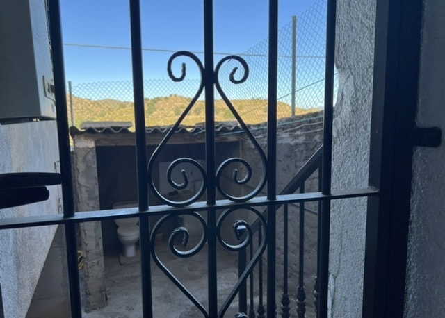 Image No.7-3 Bed Townhouse for sale