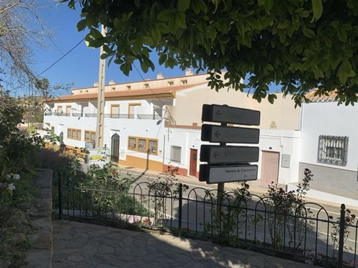 Image No.9-3 Bed Duplex for sale